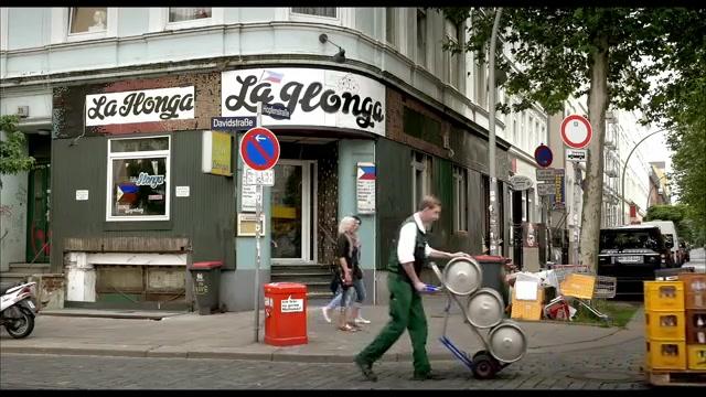 Manche hatten Krokodile - Trailer - Deutsch - SD