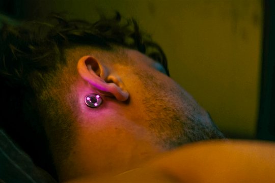 Cyberpunk Romance - Szenenbild 10