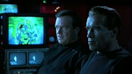 Tom Arnold & Arnold Schwarzenegger © Fox