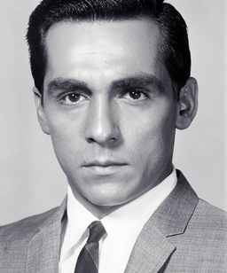 Perry Lopez