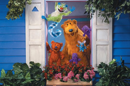 Der Bär im großen blauen Haus - Szenenbild 1