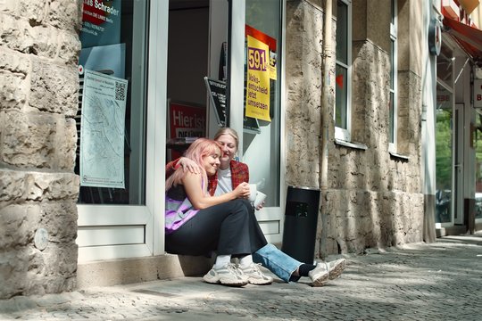Niemals allein, immer zusammen - Szenenbild 6