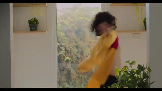 Single, Out - Staffel 2 - Trailer - Englisch - SD