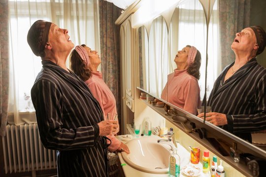 Ach, diese Lücke, diese entsetzliche Lücke - Szenenbild 4