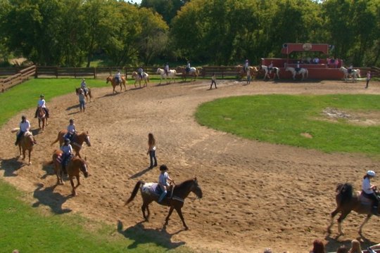 Ferien auf dem Reiterhof - Szenenbild 1