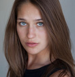 Lola Kirke