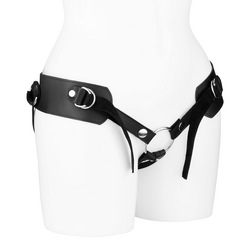 Strap On-Geschirr aus Leder