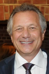 Kevin Bright