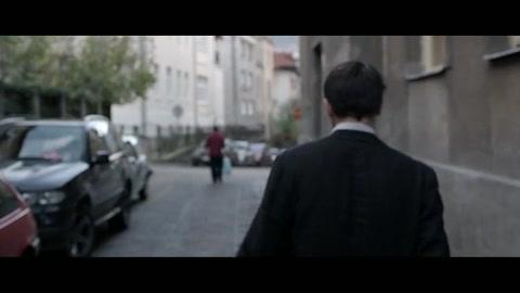 Zwischen uns das Paradies - Trailer - Deutsch - SD