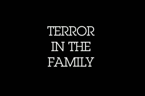 Terror in der Familie - Trailer - Englisch - SD