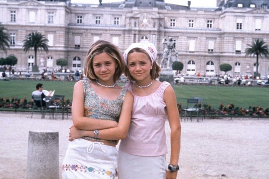 Zwillinge verliebt in Paris - Szenenbild 1