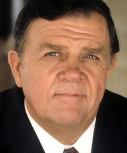 Pat Hingle