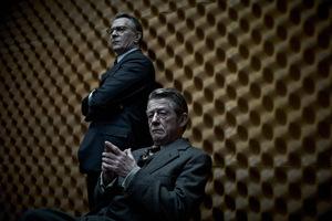 Gary Oldman (l.) und John Hurt (r.) © Arthaus/Studiocanal