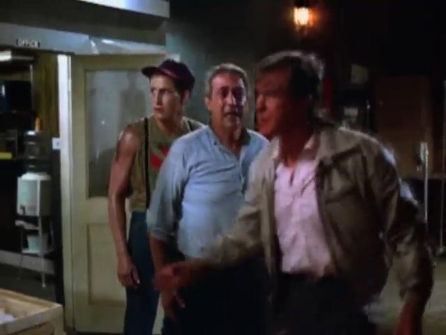 Return of the Living Dead - Verdammt, die Zombies kommen - Trailer - Englisch - SD