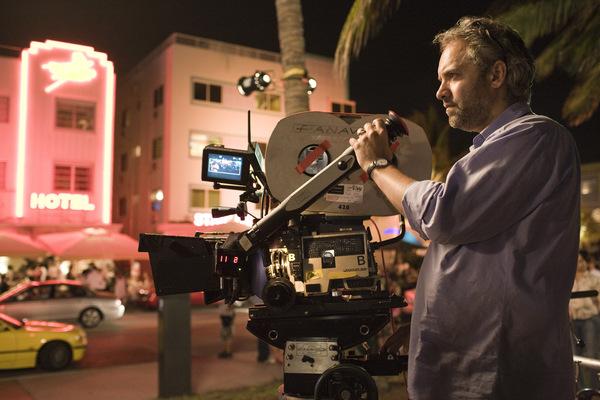 Sam Mendez bei den Dreharbeiten zu 'Away We Go' (c) Tobis Film