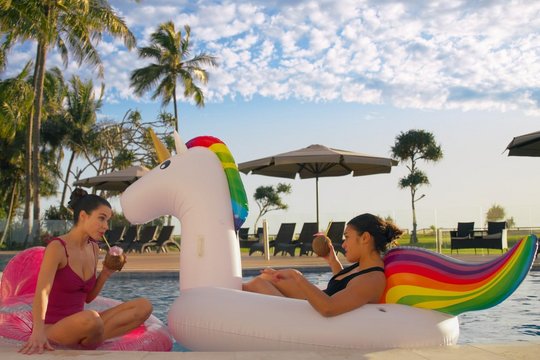 A Royal in Paradise - Ein Prinz im Paradies - Szenenbild 9