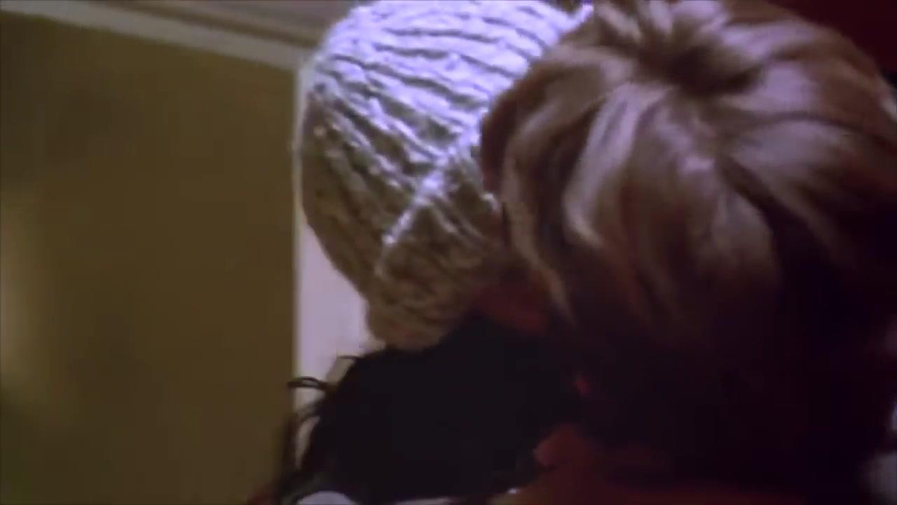 Breaking Up - Trailer - Englisch - HD