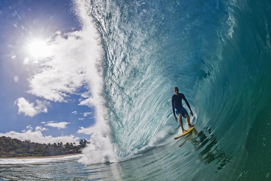 Shorebreak - Die perfekte Welle - Szenenbild 3