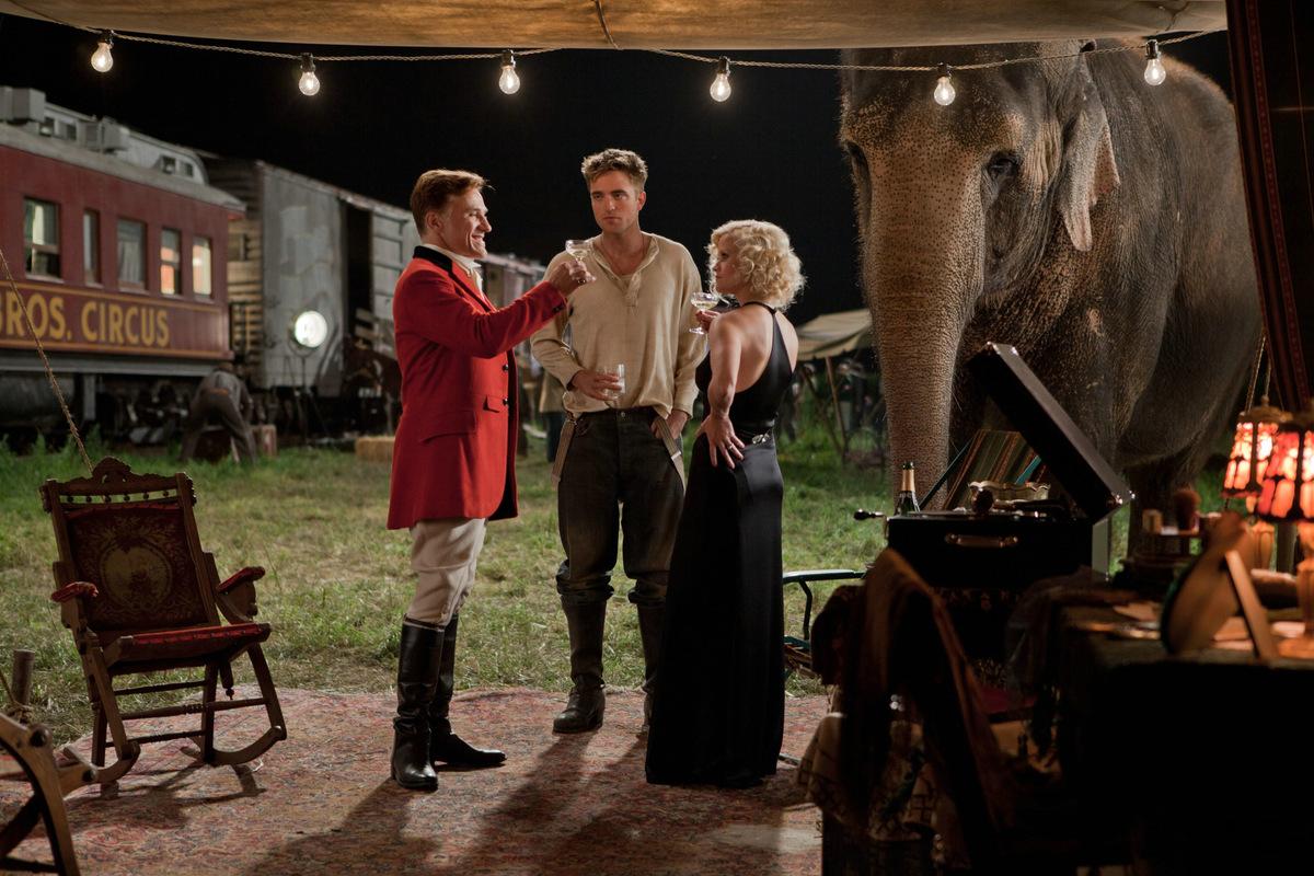 Christoph Waltz, Robert Pattinson und Reese Witherspoon in 'Wasser für die Elefanten' © 20th Century Fox 2011