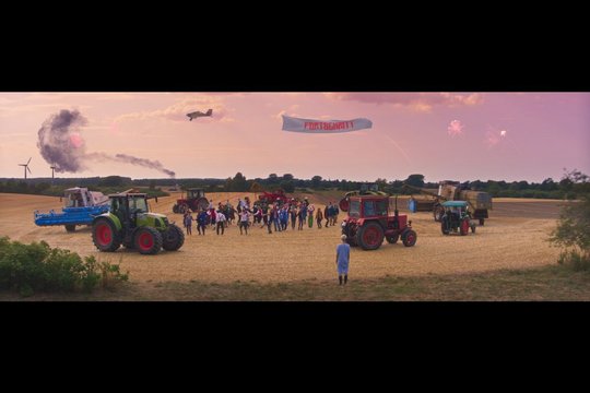 Rote Sterne überm Feld - Szenenbild 11