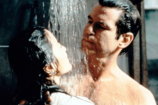 James Bond 007 - Der Morgen stirbt nie - Szenenbild 10