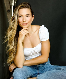 Louise Hradsky
