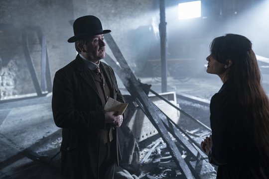 Sherlock & Daughter - Staffel 1 - Szenenbild 7