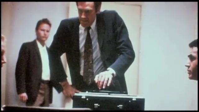 Mord im Zwiebelfeld - Trailer - Englisch - SD