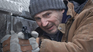 Neeson in 'The Ice Road' (USA 2021) © Wild Bunch