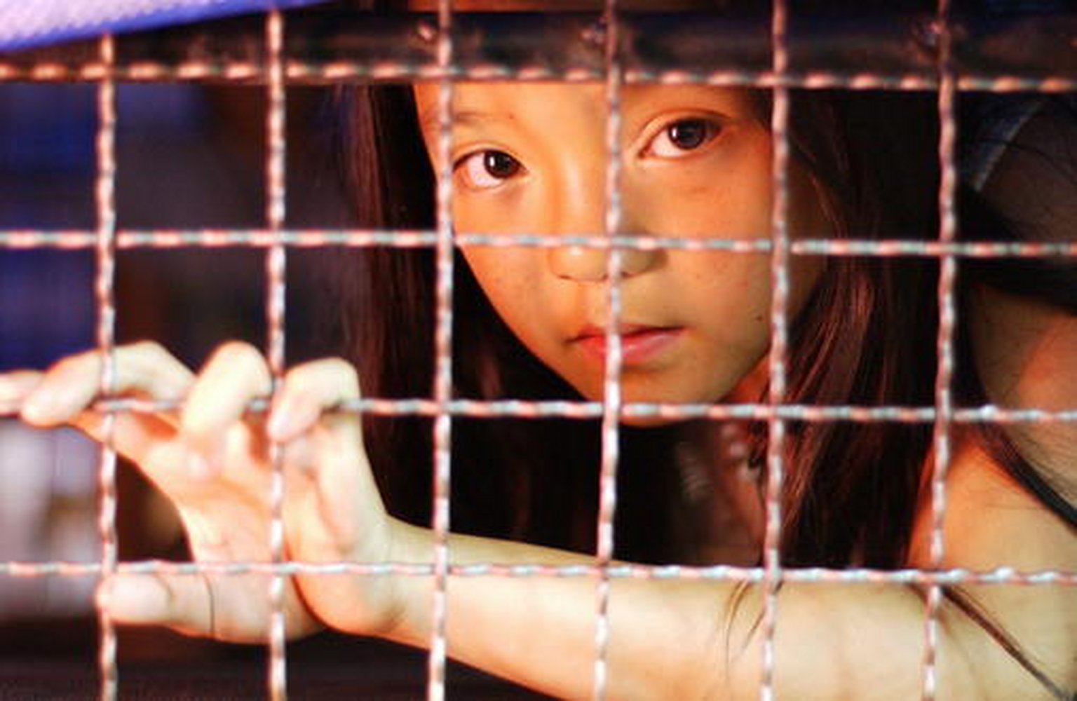 Молодые девушки попали в рабство. Живой товар 2005 Human trafficking.