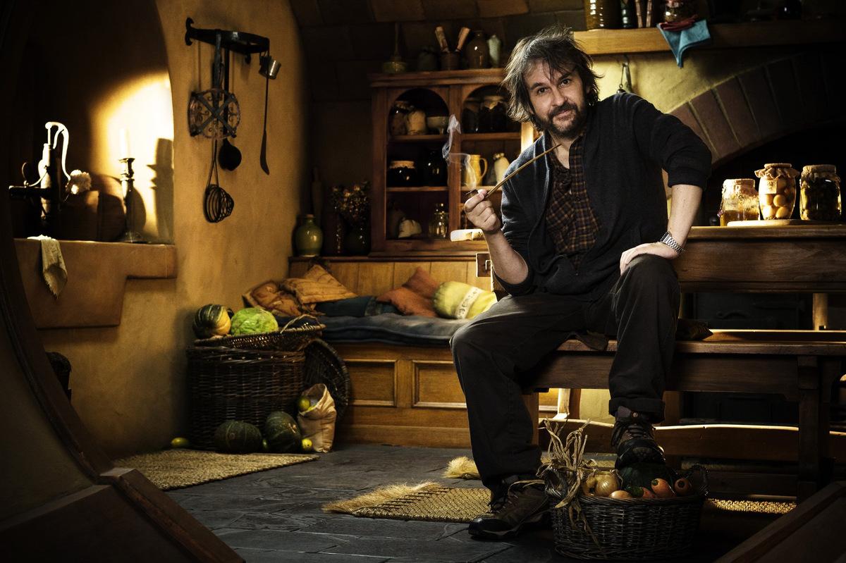 Peter Jackson beim Dreh zu 'Der Hobbit - Eine unerwartete Reise' © Warner Home Video 2012