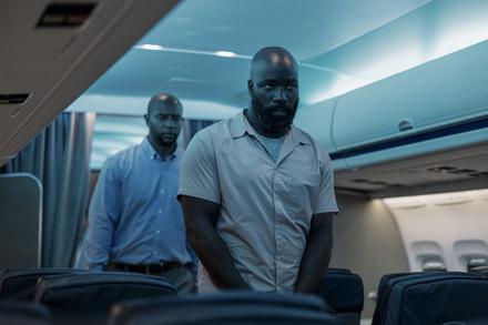 Mike Colter in PLANE 2023 © LEONINE