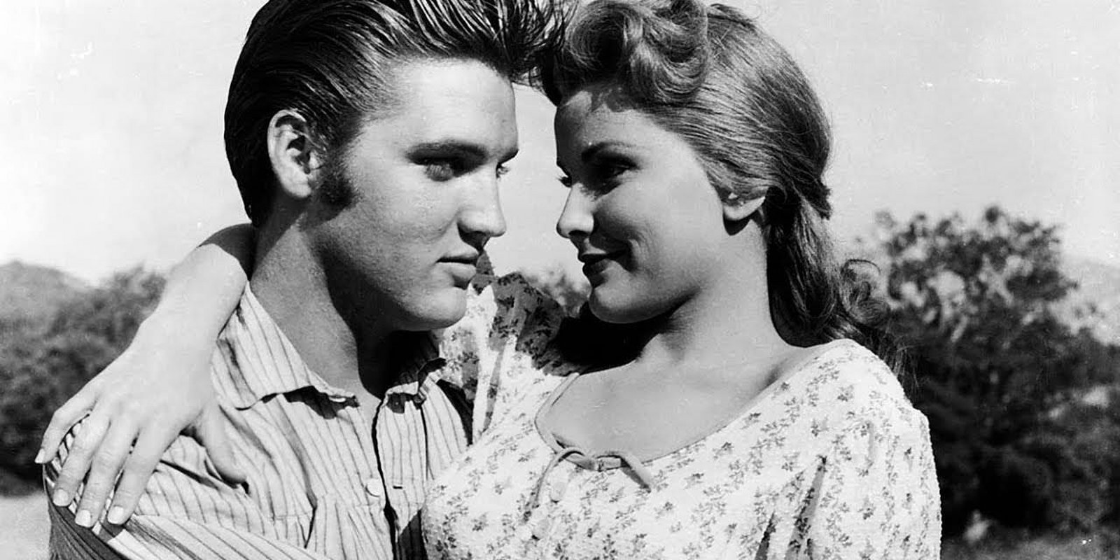 Love Me Tender - Pulverdampf und heiße Lieder