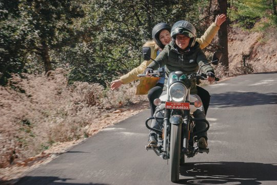 Wo das Glück zu Hause ist - Agent of Happiness - Szenenbild 2