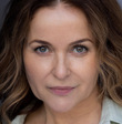 Julia Sawalha