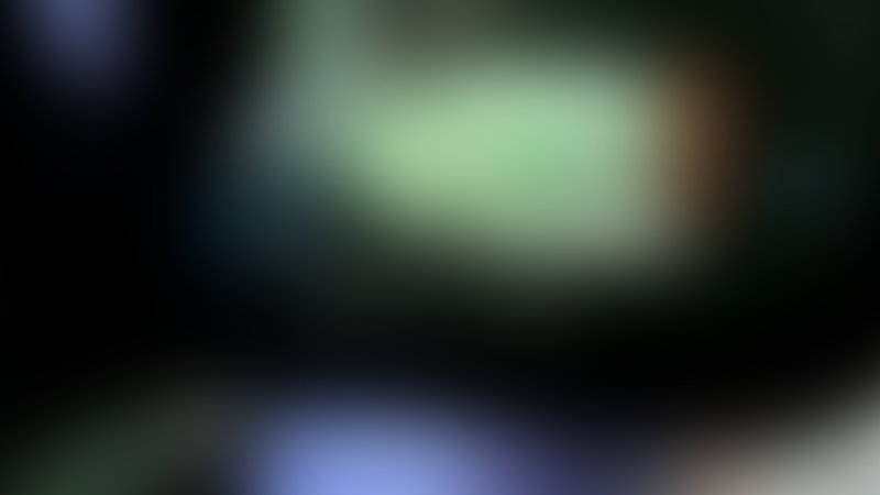 Mirrors - Trailer - Englisch - SD