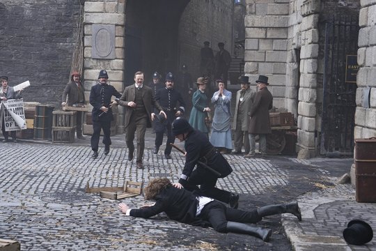 Sherlock & Daughter - Staffel 1 - Szenenbild 8