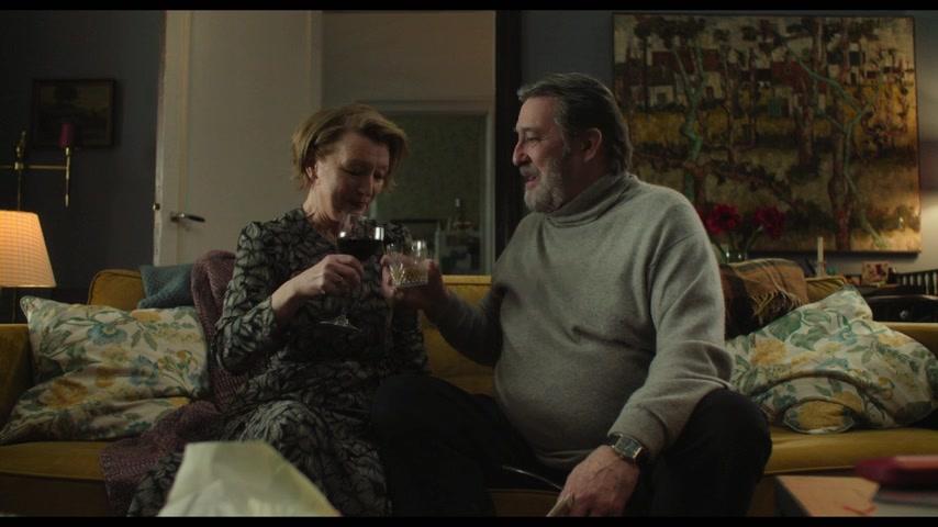 Midwinter Break - Trailer - Deutsch - SD