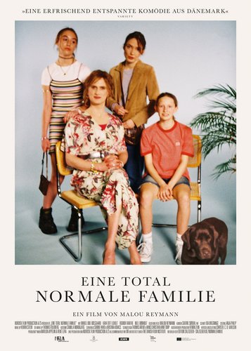 Eine total normale Familie - Poster 1