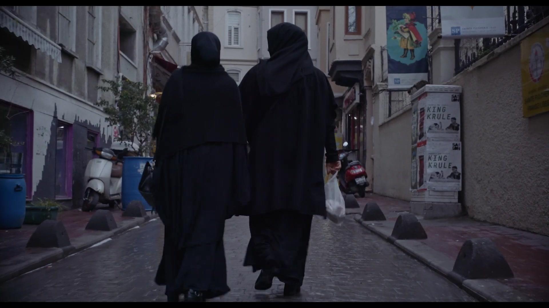 Streuner - Trailer - Englisch - HD