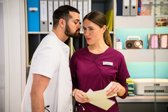 Bettys Diagnose - Staffel 12 - Szenenbild 3