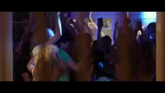Party Invaders - Trailer - Deutsch - SD