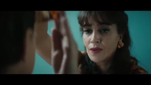 Mit Liebe und Chansons - Trailer - Französisch - SD