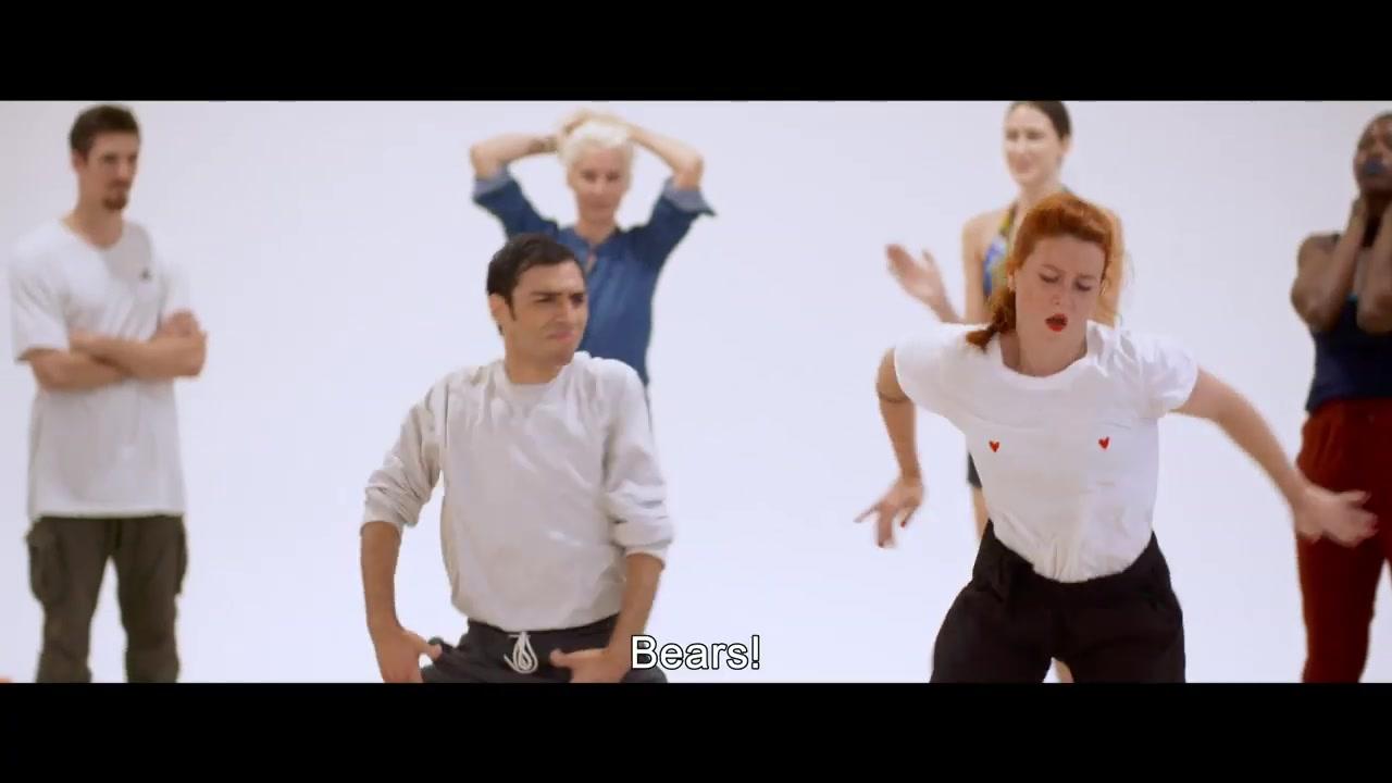 Jean Paul Gaultier - Freak & Chic - Trailer - Englisch - HD