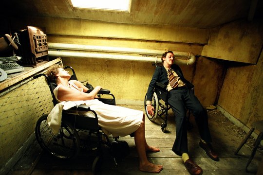 The Living and the Dead - Szenenbild 1
