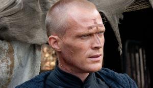 Paul Bettany als Priest