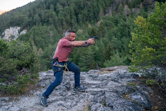 On the Edge - Showdown in den Bergen - Szenenbild 4
