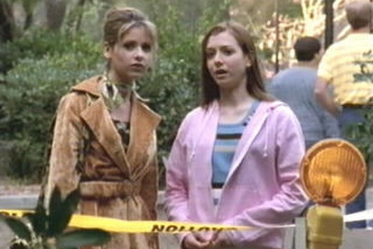 Buffy - Staffel 1 - Szenenbild 12