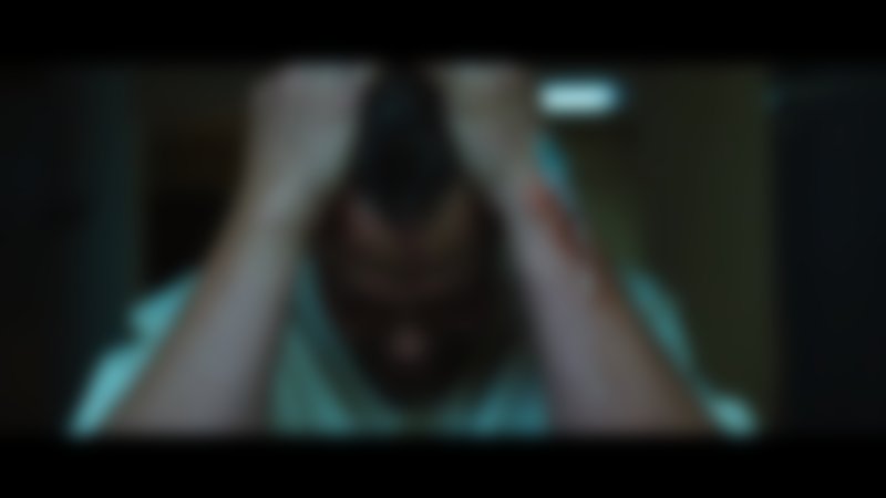 The Stranger - Trailer - Deutsch - SD