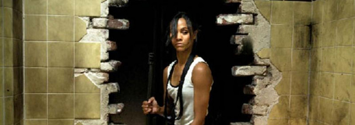 Zoe Saldana: Knallharte Killerin ist stolz auf blaue Flecken